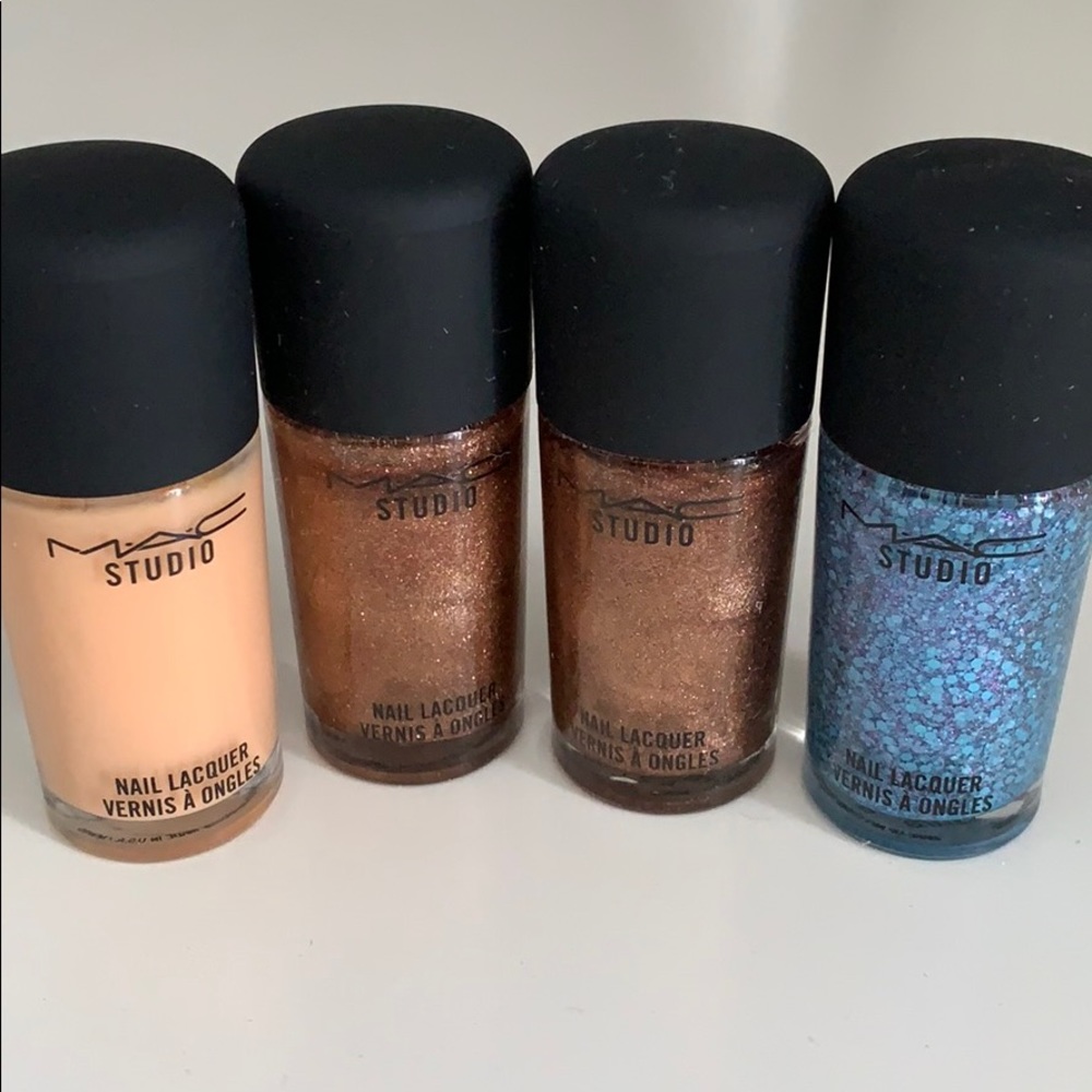 MAC Bundle of Nail polishes